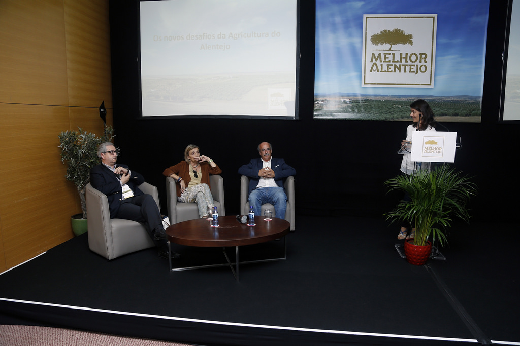 3º Painel do Congresso Melhor Alentejo encerrado pela jornalista Isabel Martins (Diretora da Revista Vida Rural)